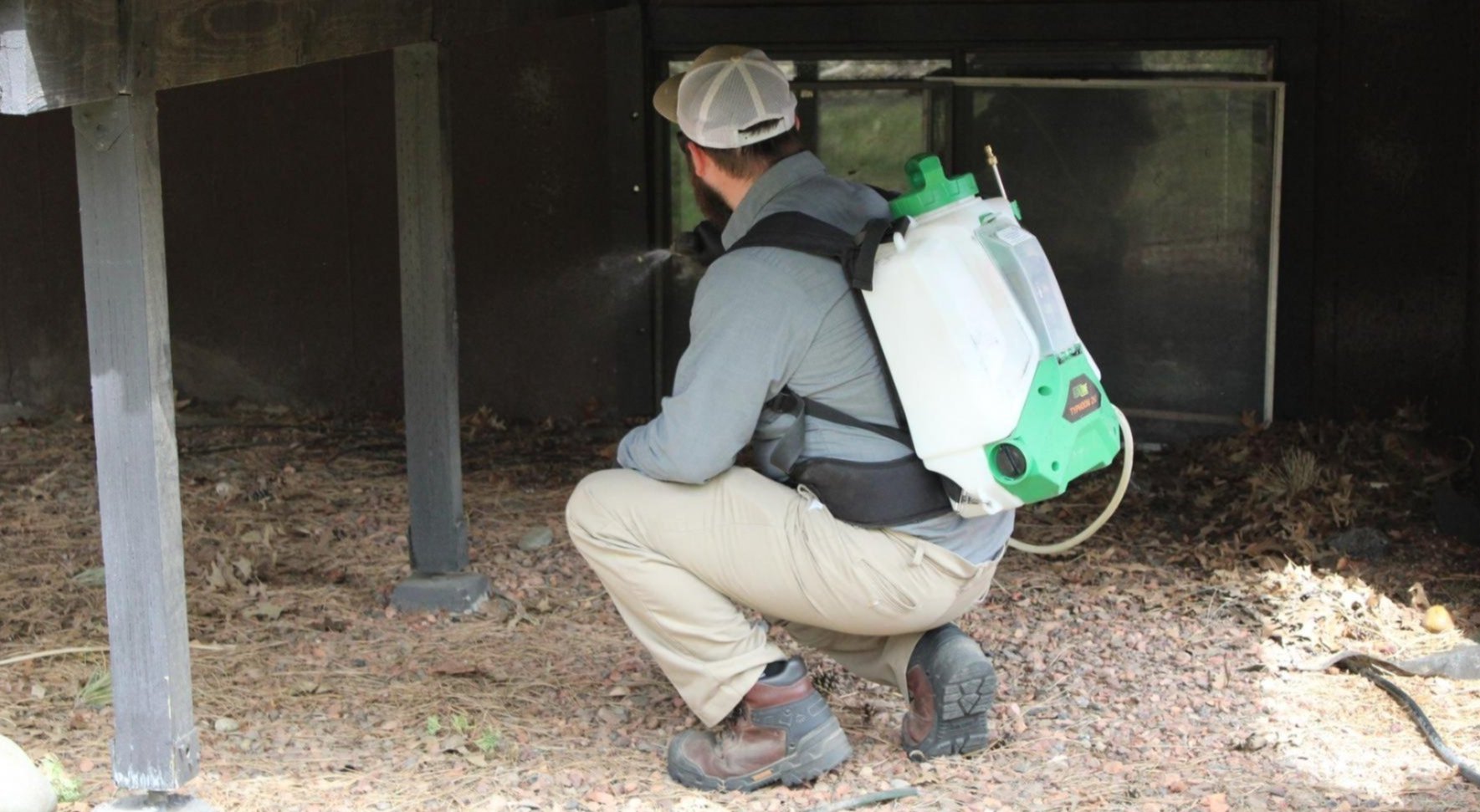 Home [b.barnespestcontrolbend.co]